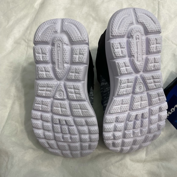 Champion Baby/Toddler Shoes - Picture 2 of 4